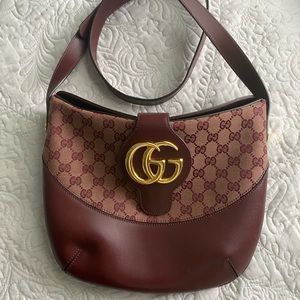 Gucci GG Arli Shoulder Bag